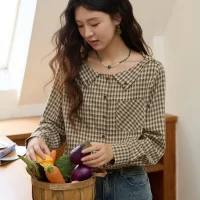 MISHOW Women's Casual Shirts Cotton Autumn Side Slit Pockets Plaid Shirts Commute Elegant Chic Woman Top with Belt MXE44X2469